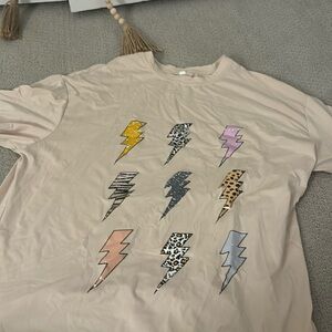 SHEIN SUPER CUTE TOP GREAT CONDITION